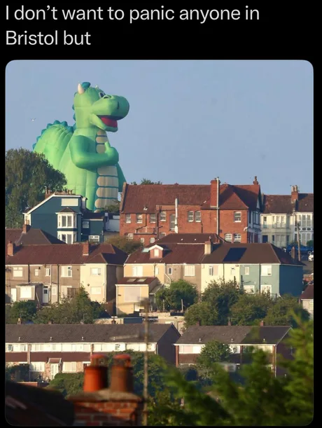 *for legal reasons I've to state that this is not Godzilla