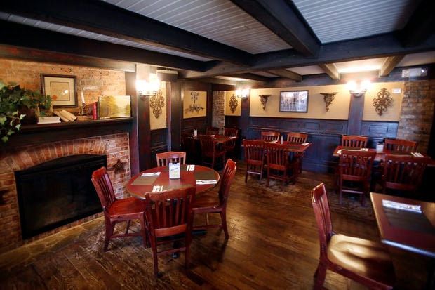 Friday Feels Bar is open! Come in Comrades!